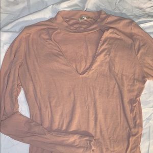 Long sleeve / choker top